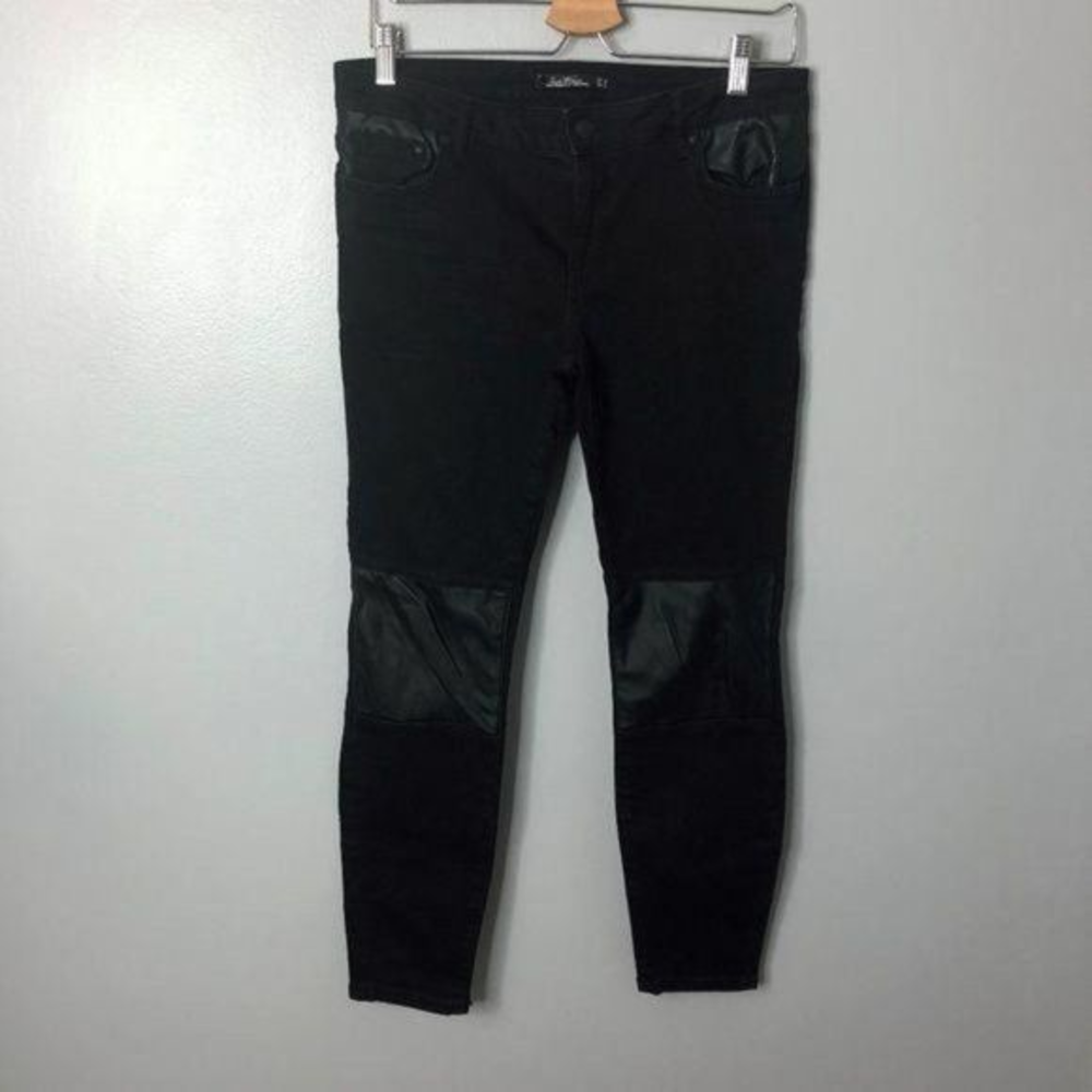 Zara Black Slim Fit Jeans SZ 8 Faux‎ Leather